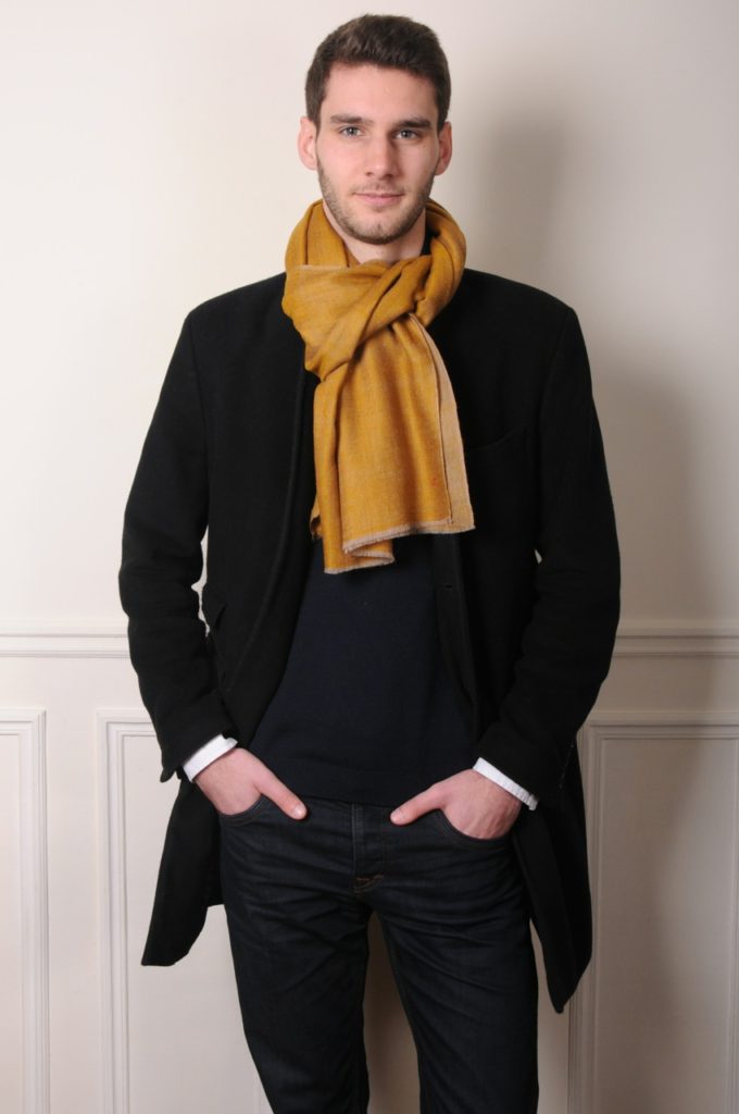 men pashminas for a dandy look