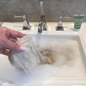 How to wash your cashmere pashmina by hand